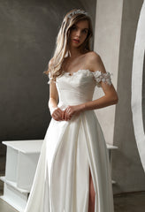 In Stock Off Rack HW3007 size 12 ivory