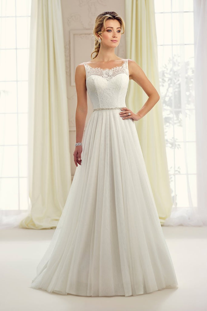In Stock Off Rack Enchanting 217105 size 10